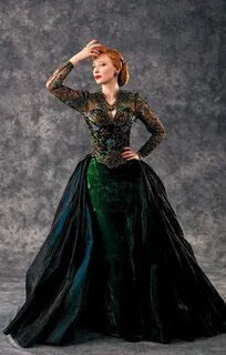 cinderella 2015. Lady Tremaine, Cate Balnchett, costume. wor