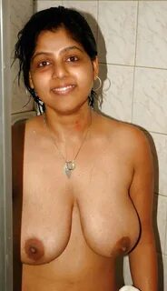 Desi Hot Wife Nude Posing Big Breasts And Clean Shaven Pussy.