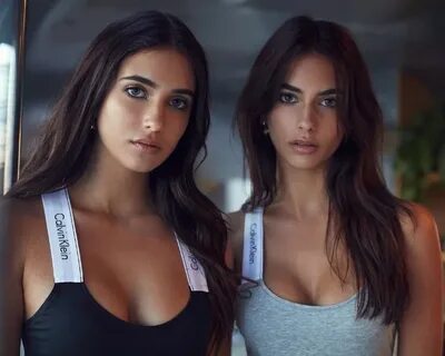 Classify hot Australian twin sisters Elisha Herbert and Rene