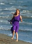 60+ Hot Pictures Of Renee Zellweger Which Are Sure To Leave 