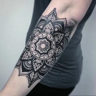 Mandala tattoo by Robbie Campbell at The Raw Canvas Tatuagem