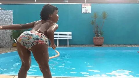 10 Maneiras de pular na piscina /Gui - YouTube