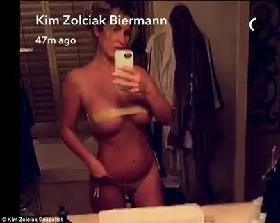 Kim Zolciak Snapchats Nsfw Nude Pic Of Hubby Kroy Biermann -
