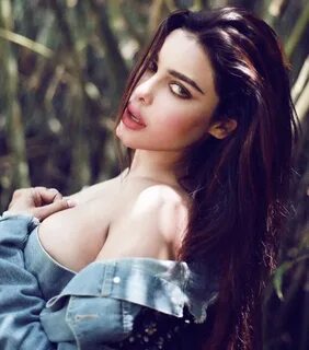 Gizele Thakral photos: 25 Hot, sexy, sizzling, bikini photos