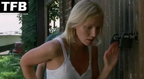 Kelli Giddish EverydayCum Forum 💦 🔞