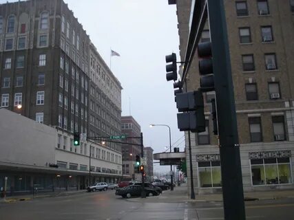 File:Downtown Waterloo Iowa.jpg - Wikimedia Commons