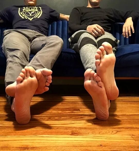 malefeethf.blogspot.com . . . #feet #malefeet #malefeet #malefeetworship #m...