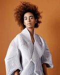 Check Out How SOLANGE KNOWLES' Expressiveness Is Reflected T