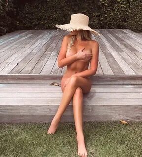 Paulina Gretzky Nude Except For A Hat! * CelebMeat