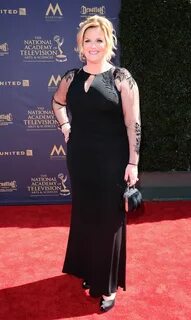 TRISHA YEARWOOD at 44th Annual Daytime Emmy Awards in Los An