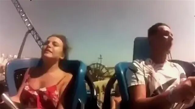 Rollercoaster Tit Flash