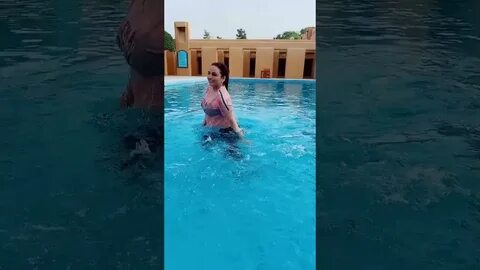 Hot weather Hareem Shah in Swimming pool enjoy his life 😛 - 