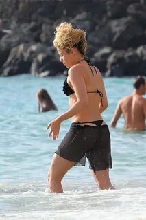Шакира на пляже " Дуделка - Интересные новости и фото