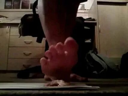 Barefoot amateur crush ... - YouTube