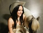 49 hot photos of Kacey Musgraves are truly epic