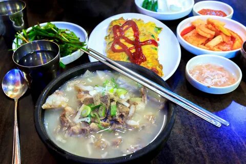 Simple Korean Seaweed Birthday Soup Recipe Healthy soup, Mea