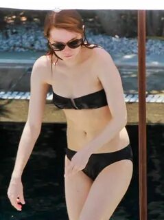 The Sexy Emma Stone Getting Wet In Her Bikini At The Beach -