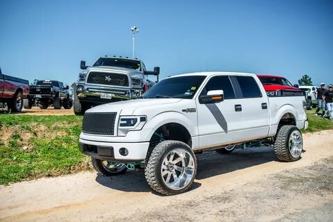Fully Customized Ford F150 With White Custom LED Headlights 