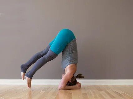 Funky Transitions: Headstand to Forearm Stand - YOGABYCANDAC