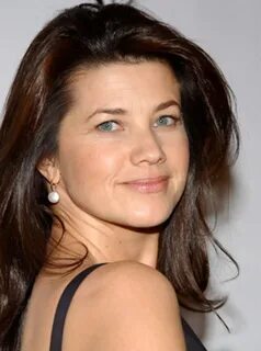 Daphne Zuniga