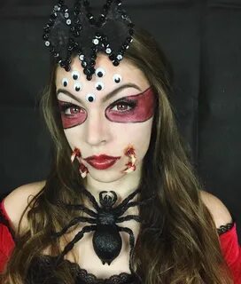Trends : Best scary makeup ideas with button eyes FirCosmeti
