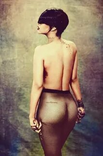 Rihanna Nude (5 Photos) #TheFappening
