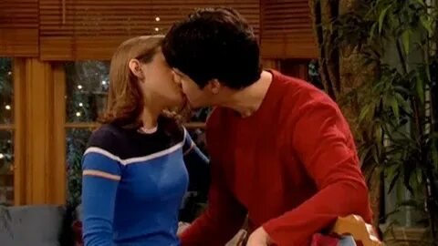 We Asked Josh And Mindy From 'Drake And Josh' If They're Sti