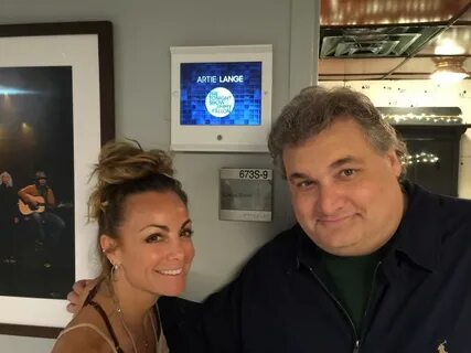 Artie Lange Twitterissä: "Me and my beautiful sister Stacey 