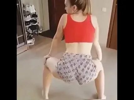 Best Twerk ever in 2020 part 1 Please like and subscribe my 