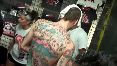 Machine Gun Kelly Tattoos : Machine Gun Kelly Neck Tattoo Is