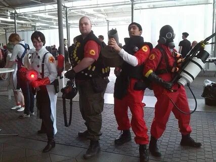 TF2 cosplay group by GingerwithHat #gaming #gamer #tf2 #cosp