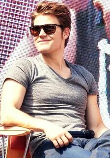 Account Suspended Paul wesley, Paul wesley vampire diaries, 