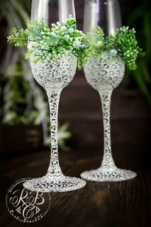 Floral Champagne Glasses, Personalized Champagne Flutes for 