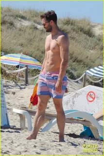 Jamie Dornan Shows Off His Hot Shirtless Body in Ibiza!: Pho