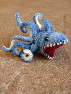 pixieface's SHARKTOPUS! Crochet projects, Crochet dolls, Yar