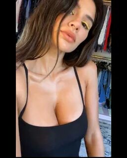 Diane Guerrero Sexy Boobs In Cleavage - Hot Celebs Home