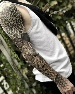 Mandala sleeve by Sean Hall Tatuagem braço, Tatuagem pontilh
