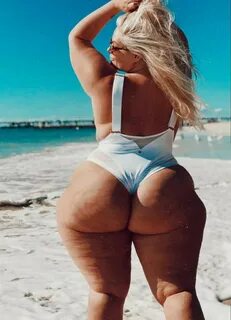 Thick big booty women.