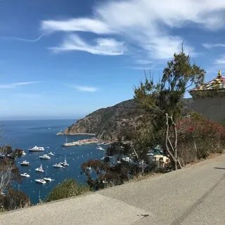 Фотографии на Catalina Chime Tower - Авалон, CA