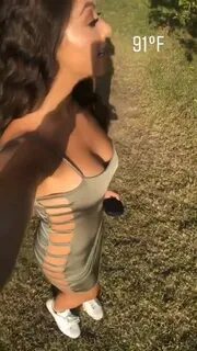 Кира Косарин (Kira Kosarin) в сексуальном платье - Instagram