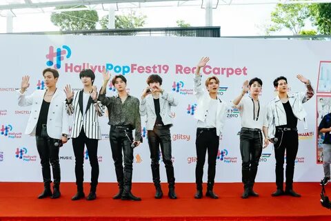 K-Photo Reel: MONSTA X, Super Junior, Winner & More At Hally