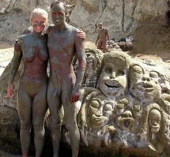 Nude Male Mud Bath - XXX Gallery