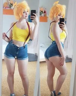 Misty from Pokémon Cosplaye Pokemon