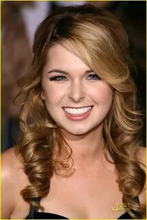 Kirsten Prout: New Moon Premiere Pretty Photo 349311 - Photo