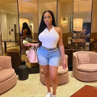 Instagram/queen_moriah_mills. 