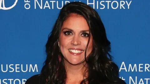 Cecily Strong's Plastic Surgery - What We Know So Far - Plas