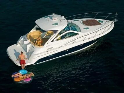 Description Doral Express Cruiser / Boca Grande, power yacht