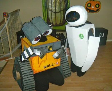 Coolest Homemade Wall E & Eve Costumes (with Pictures) - Ins