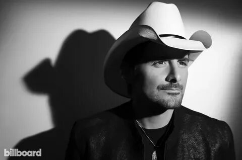 Brad Paisley Accompanies President Obama to Afghanistan Bill