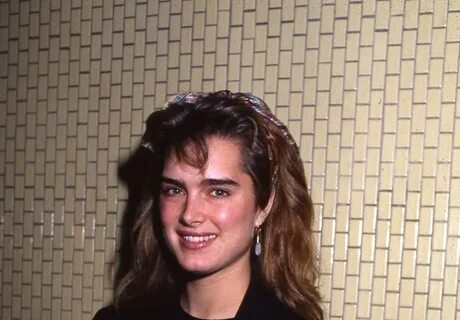 Brooke Shields Pictures. Hotness Rating = Unrated